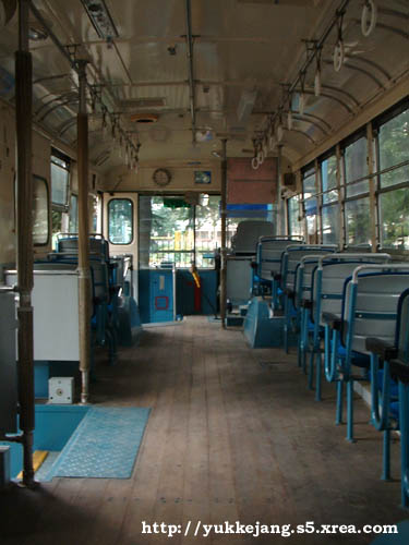 2004年7月撮影分 - 都営バス車内全景