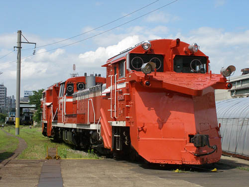 DE15型除雪用機関車