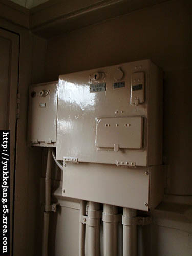 OHA472246三等車 - 電氣暖房操作盤